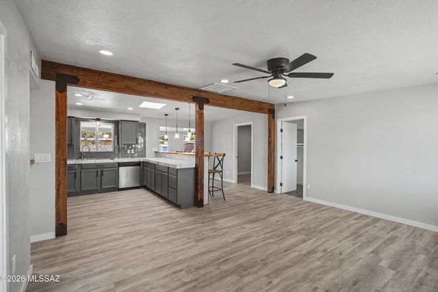 8534 E Ruby Drive, Tucson, AZ 85730