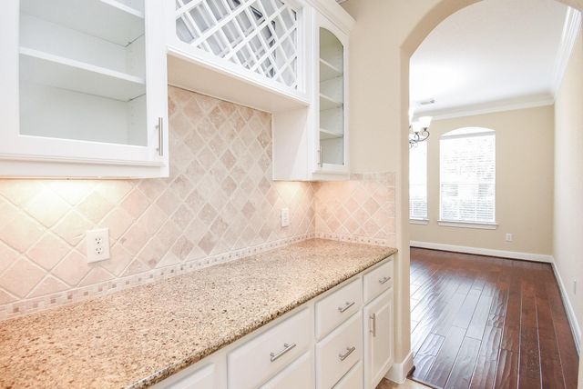 7606 Westmoreland Drive, Sugar Land, TX 77479