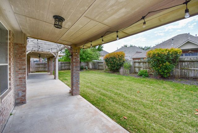 7606 Westmoreland Drive, Sugar Land, TX 77479