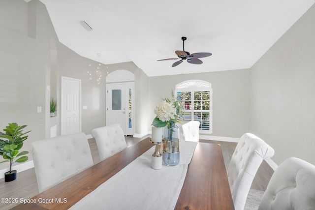 595 Sedgewood Circle S, Melbourne, FL 32904