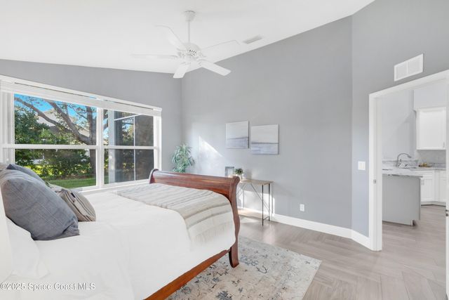 595 Sedgewood Circle S, Melbourne, FL 32904