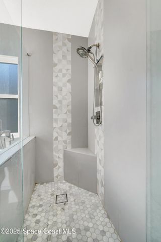 595 Sedgewood Circle S, Melbourne, FL 32904