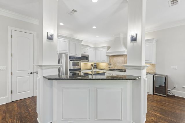 425 Waterford Lane, Colleyville, TX 76034