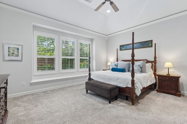425 Waterford Lane, Colleyville, TX 76034