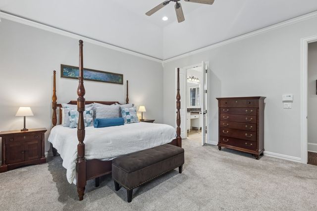 425 Waterford Lane, Colleyville, TX 76034