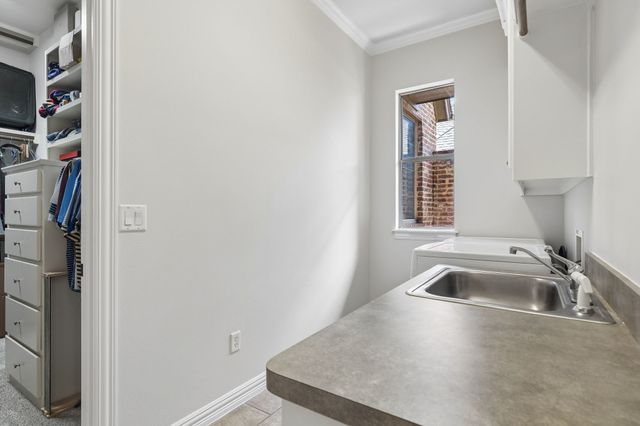 425 Waterford Lane, Colleyville, TX 76034