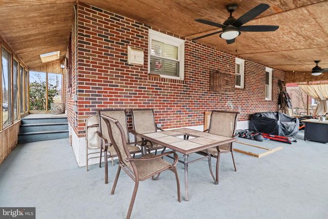 609 N FRANKLIN ST, Pottstown, PA 19464