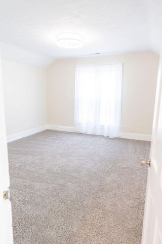 430 N High Street, Lancaster, OH 43130