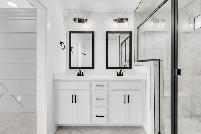 307 Switchgrass Dr, Clarksville, TN 37042