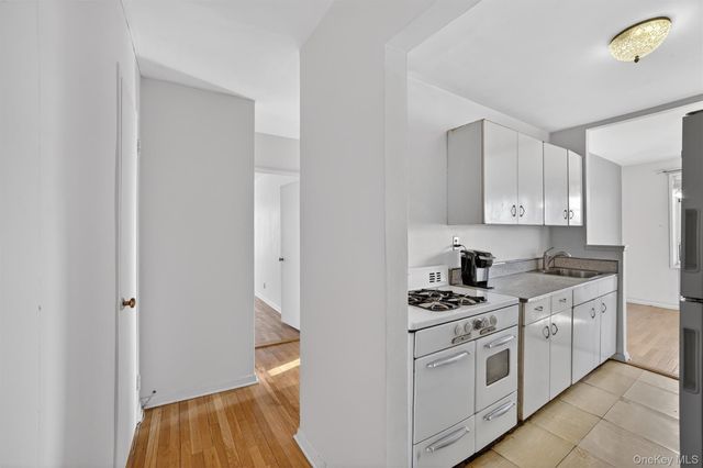 25 Sunnyside Drive 6C, Yonkers, NY 10705