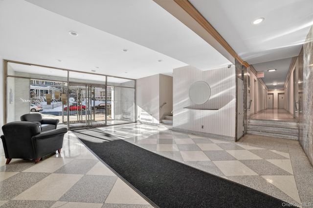 25 Sunnyside Drive 6C, Yonkers, NY 10705