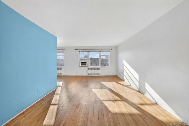 25 Sunnyside Drive 6C, Yonkers, NY 10705