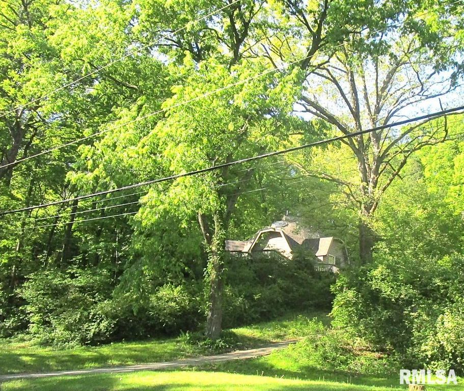 112 HIGHVIEW Road, East Peoria, IL 61611