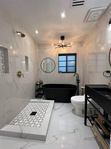 5173 Alton Rd, Miami Beach, FL 33140