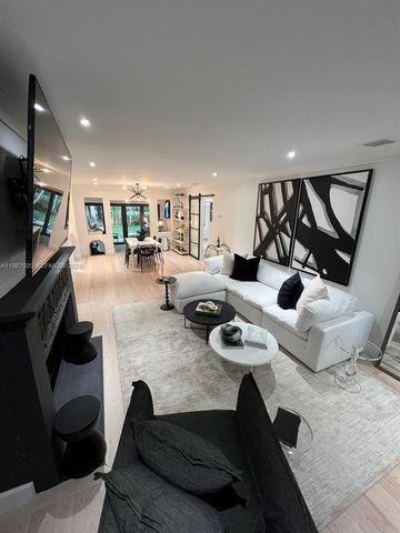 5173 Alton Rd, Miami Beach, FL 33140