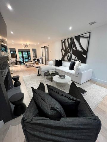 5173 Alton Rd, Miami Beach, FL 33140