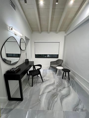 5173 Alton Rd, Miami Beach, FL 33140