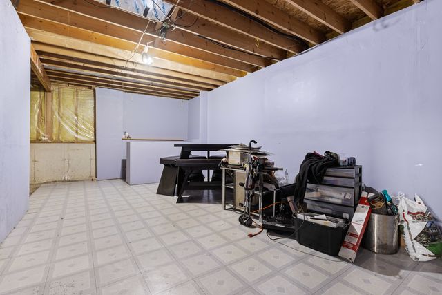 117 Drew Court, Poplar Grove, IL 61065