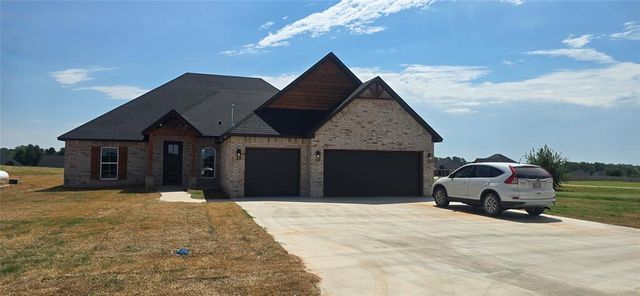 1163 Wolf Creek Drive, Blanchard, OK 73010