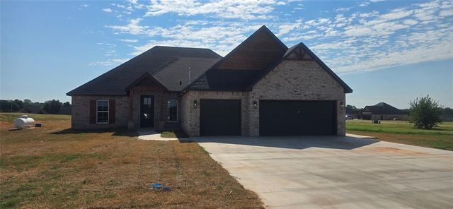 1163 Wolf Creek Drive, Blanchard, OK 73010