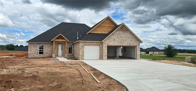 1163 Wolf Creek Drive, Blanchard, OK 73010