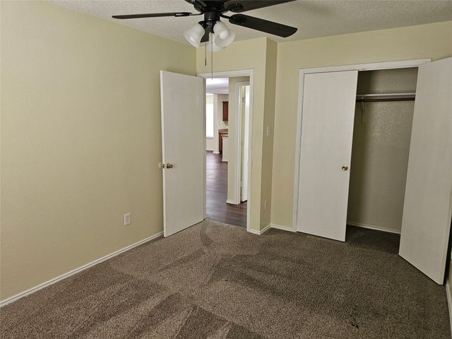1205 Beeblossom Drive, Desoto, TX 75115