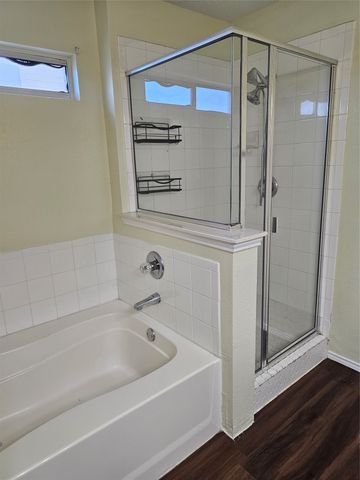 1205 Beeblossom Drive, Desoto, TX 75115