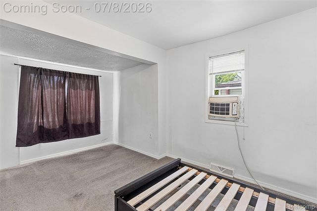23074 Powell Avenue, Hazel Park, MI 48030