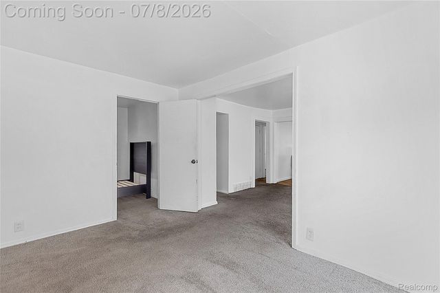 23074 Powell Avenue, Hazel Park, MI 48030