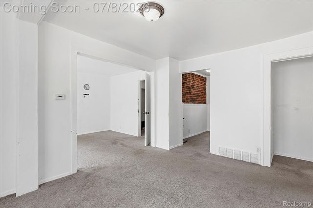 23074 Powell Avenue, Hazel Park, MI 48030
