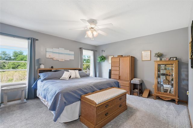 1940 48th Street Court, Marion, IA 52302