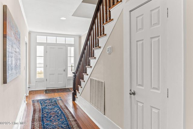 216 W Bay Street, Saint James, NC 28461