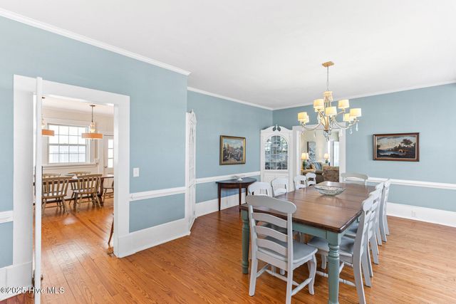 216 W Bay Street, Saint James, NC 28461