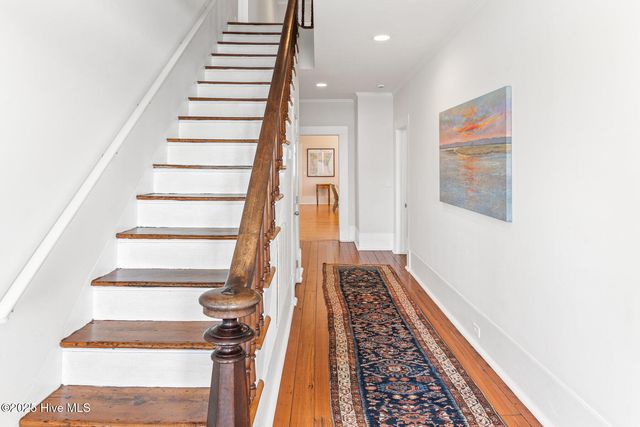 216 W Bay Street, Saint James, NC 28461