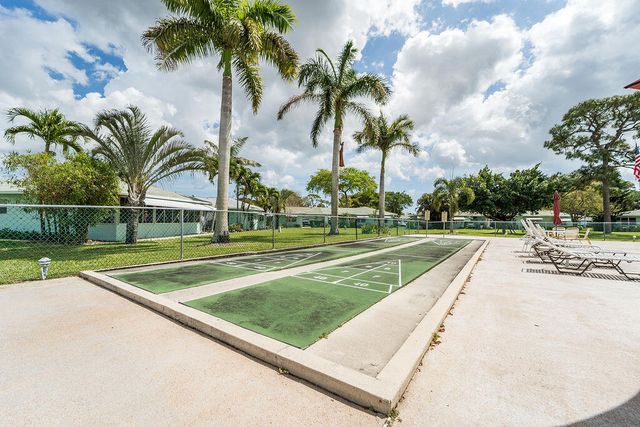 622 Hummingbird Lane, Delray Beach, FL 33445