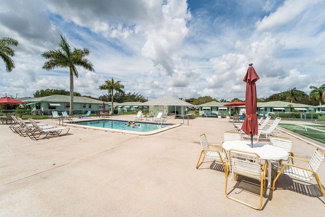 622 Hummingbird Lane, Delray Beach, FL 33445