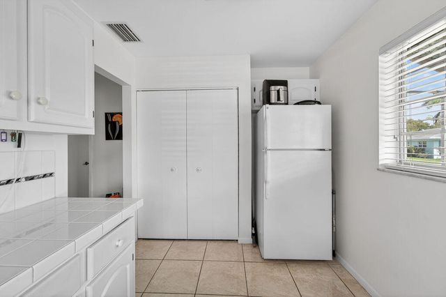 622 Hummingbird Lane, Delray Beach, FL 33445