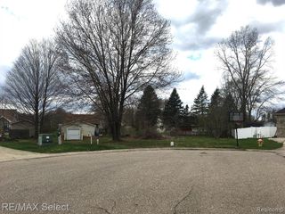 0 Whisper Ridge Court, Burton, MI 48509