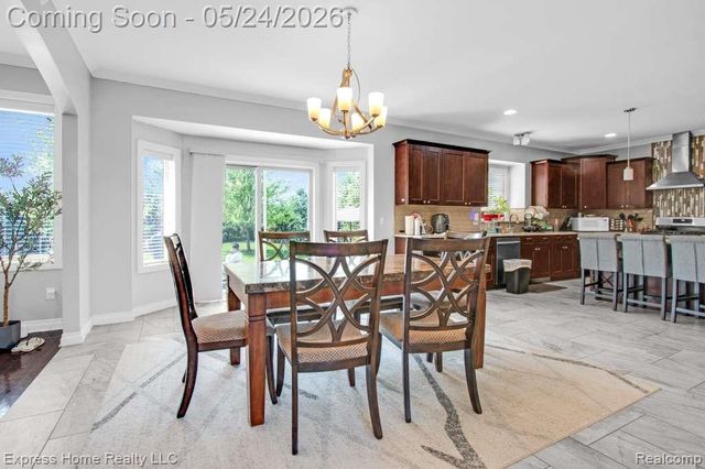56713 Peach Tree Lane, Macomb, MI 48042