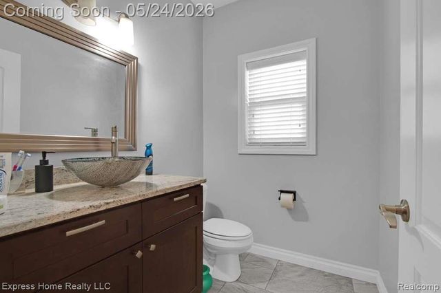56713 Peach Tree Lane, Macomb, MI 48042