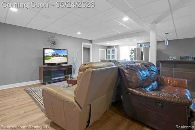 56713 Peach Tree Lane, Macomb, MI 48042