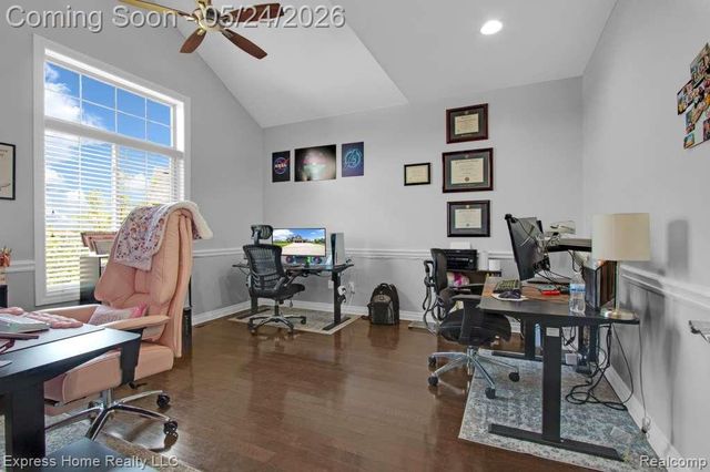 56713 Peach Tree Lane, Macomb, MI 48042