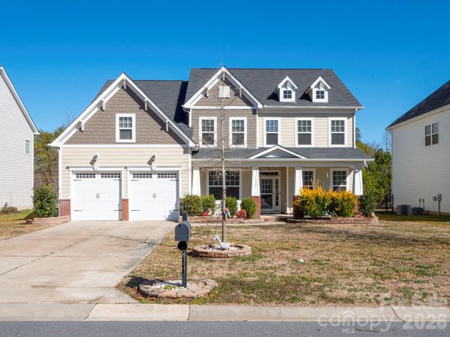 11587 Macallano Drive, Charlotte, NC 28215