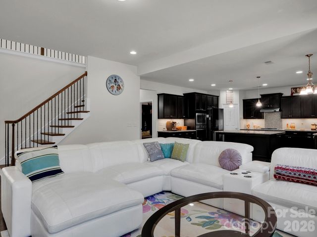 11587 Macallano Drive, Charlotte, NC 28215