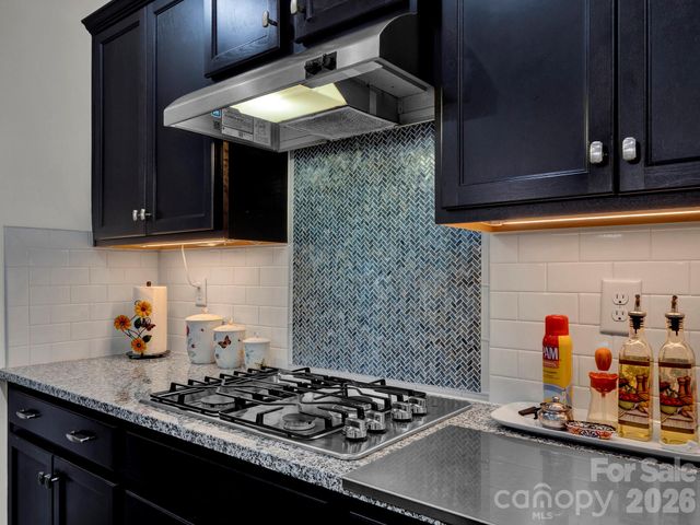 11587 Macallano Drive, Charlotte, NC 28215