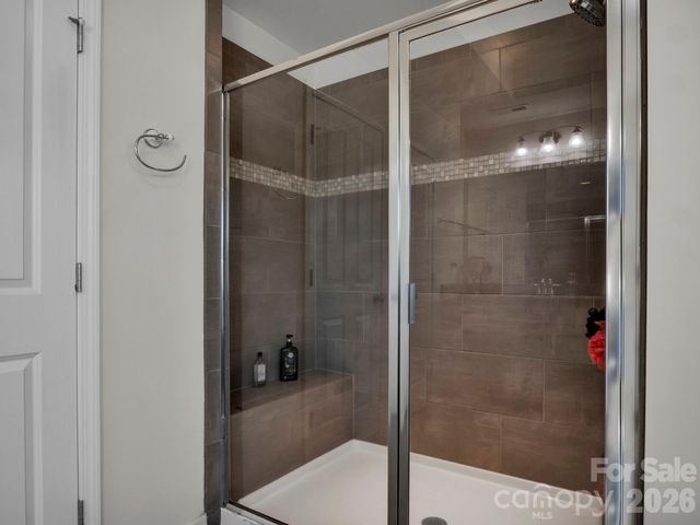 11587 Macallano Drive, Charlotte, NC 28215