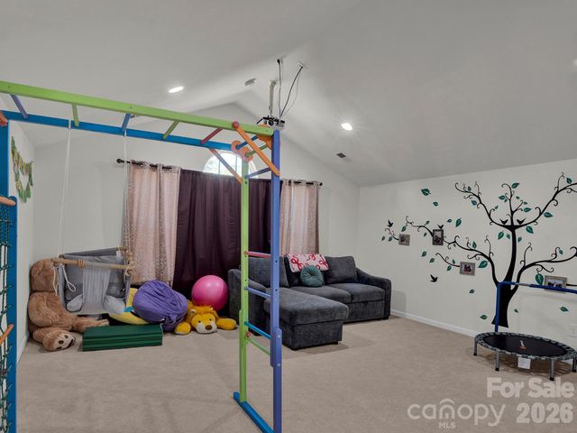 11587 Macallano Drive, Charlotte, NC 28215