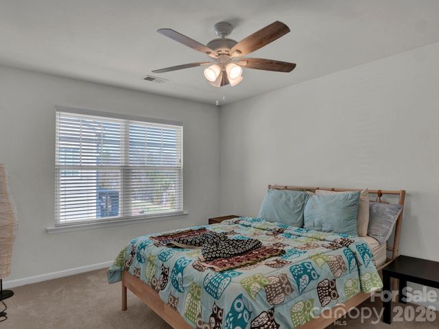 11587 Macallano Drive, Charlotte, NC 28215