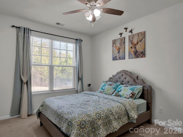 11587 Macallano Drive, Charlotte, NC 28215