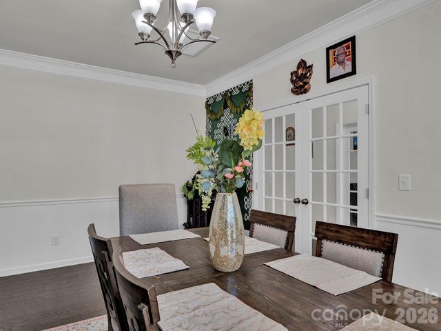 11587 Macallano Drive, Charlotte, NC 28215